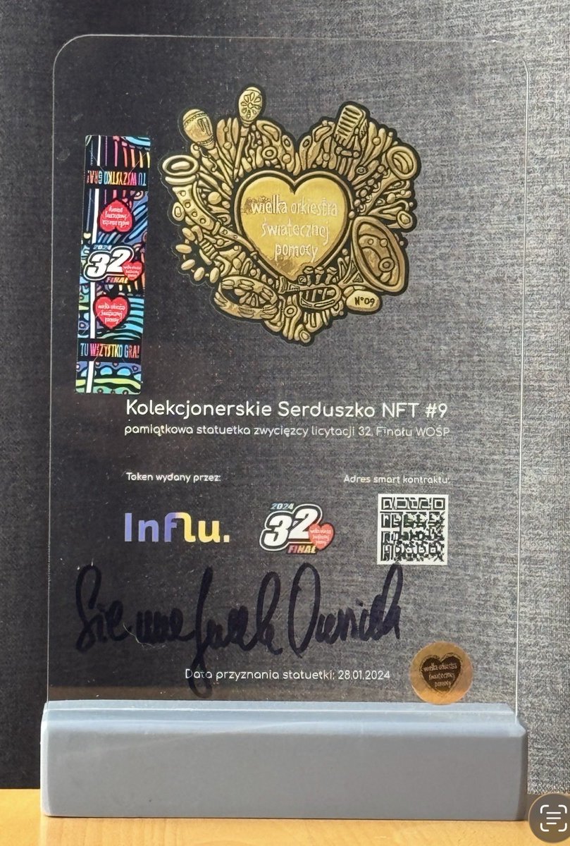 Sesour 🌏 tweet media