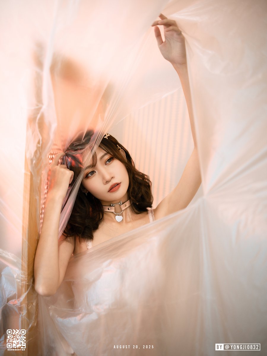 丹妮莉莎 DΛΣNΣRYSΛ tweet media
