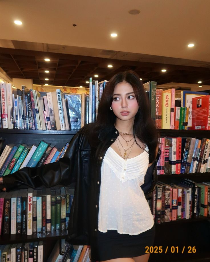 𝐵𝑒𝑛𝑗𝑎𝑚𝑖𝑛, Sarah tweet media