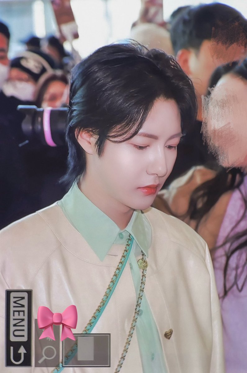 260123 ICN✈️

(๑˃̵ᴗ˂̵) ~

#런쥔 #RENJUN #仁俊 #ロンジュン