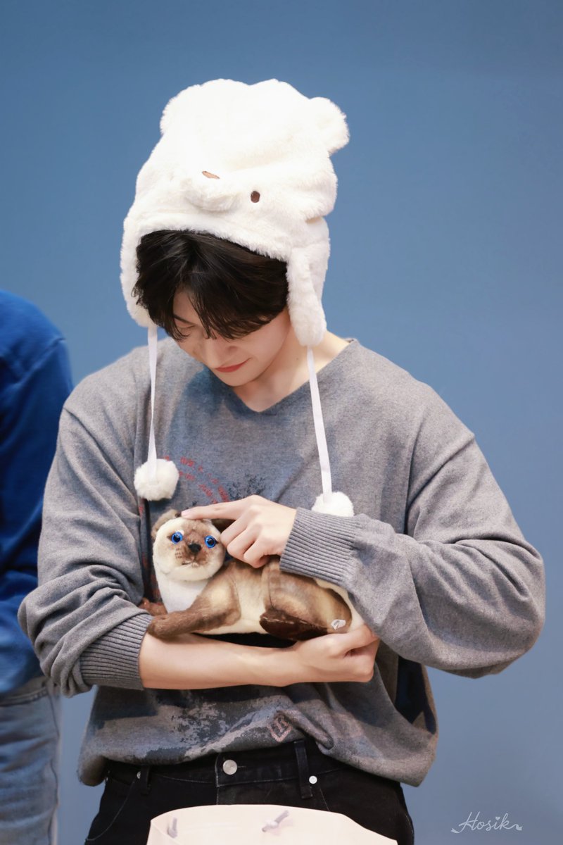 251011
 #SEOKMATTHEW #石马修 #석매튜  #ソクマシュ