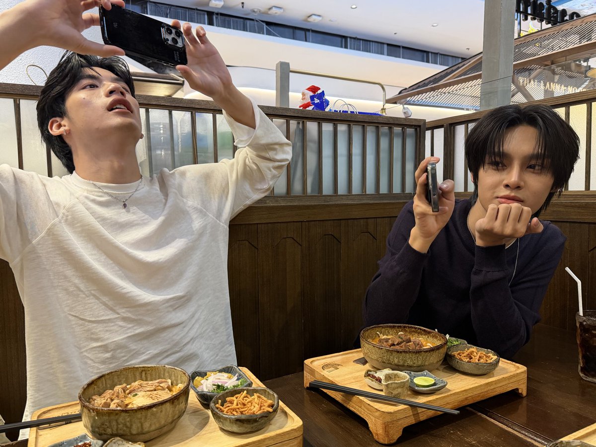 phuuulix's tweet photo. ไม่ต้องมีพี่ก็ได้🙂‍↔️
#phuphasrp 
#JaoNorth 
#ottoottoo https://t.co/WkJmBwaSxb