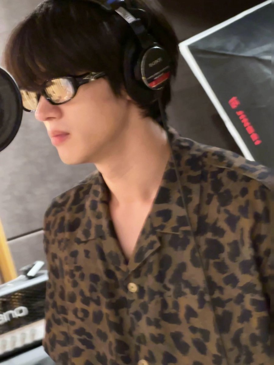 Yán Ān. tweet media