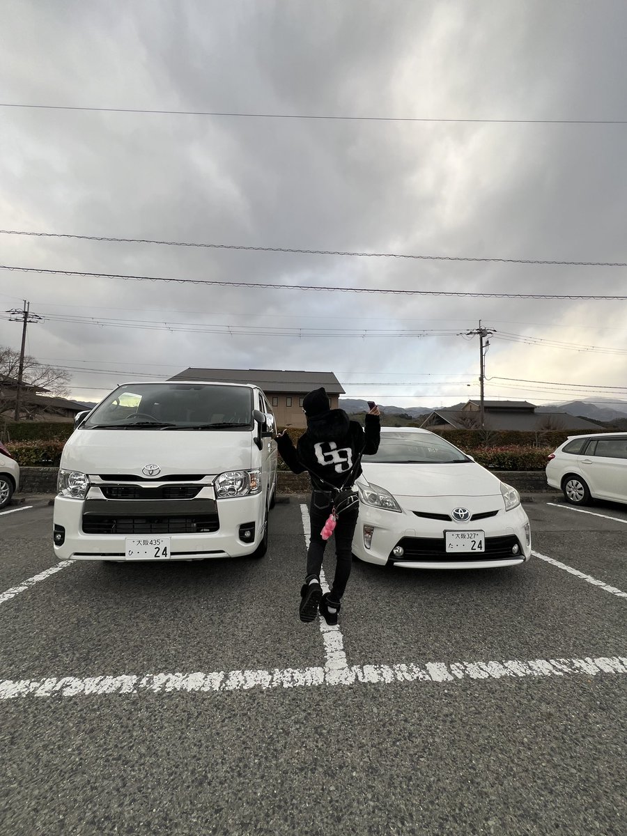 RyutoI's tweet photo. ㊗️納車！！
スーパーGLダークプライム2寒冷地仕様2.8ディーゼル！！新車の匂いいつまで持つかな〜 https://t.co/YDmKCubRyK