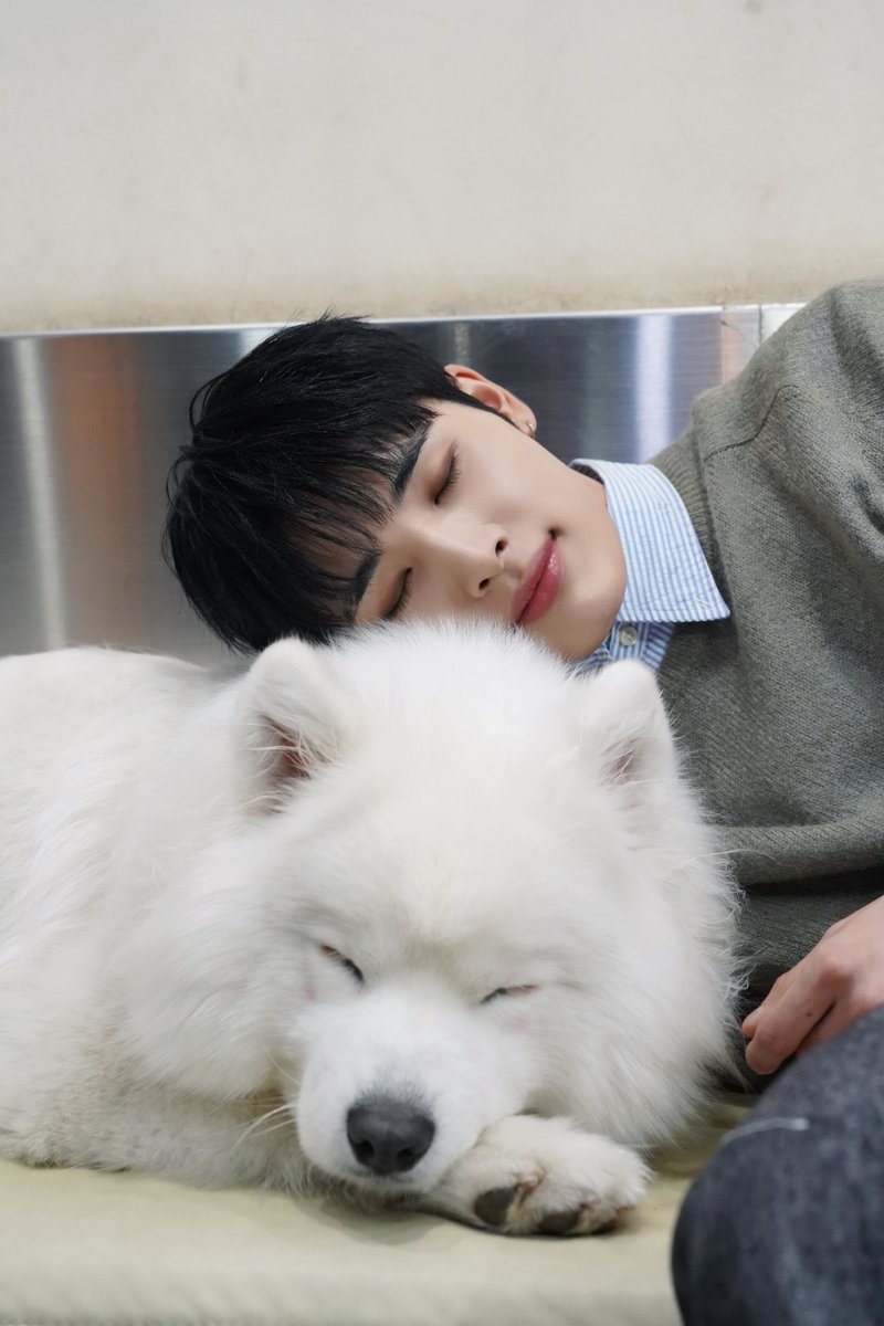 NEXZ_official's tweet image. POV: A day with HARU 📸

#NEXZ #HARU
#Happy_HARU_Day