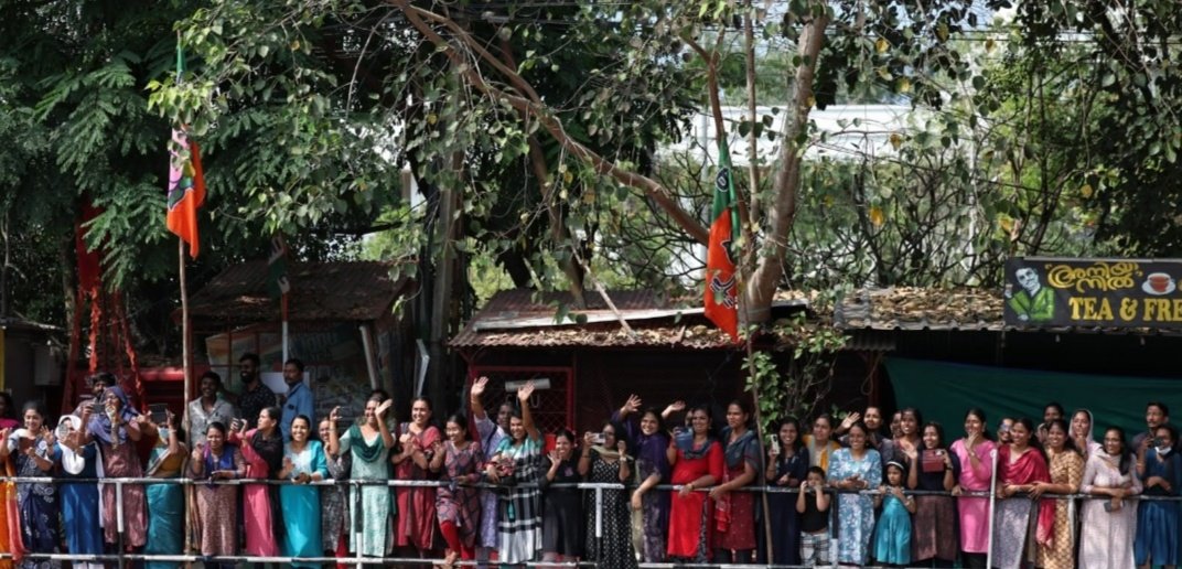 lotus_sini's tweet photo. തിരുവനന്തപുരം 🧡
#SthreeSakthiWithModi 😌🧡 https://t.co/ej0U1rTroD