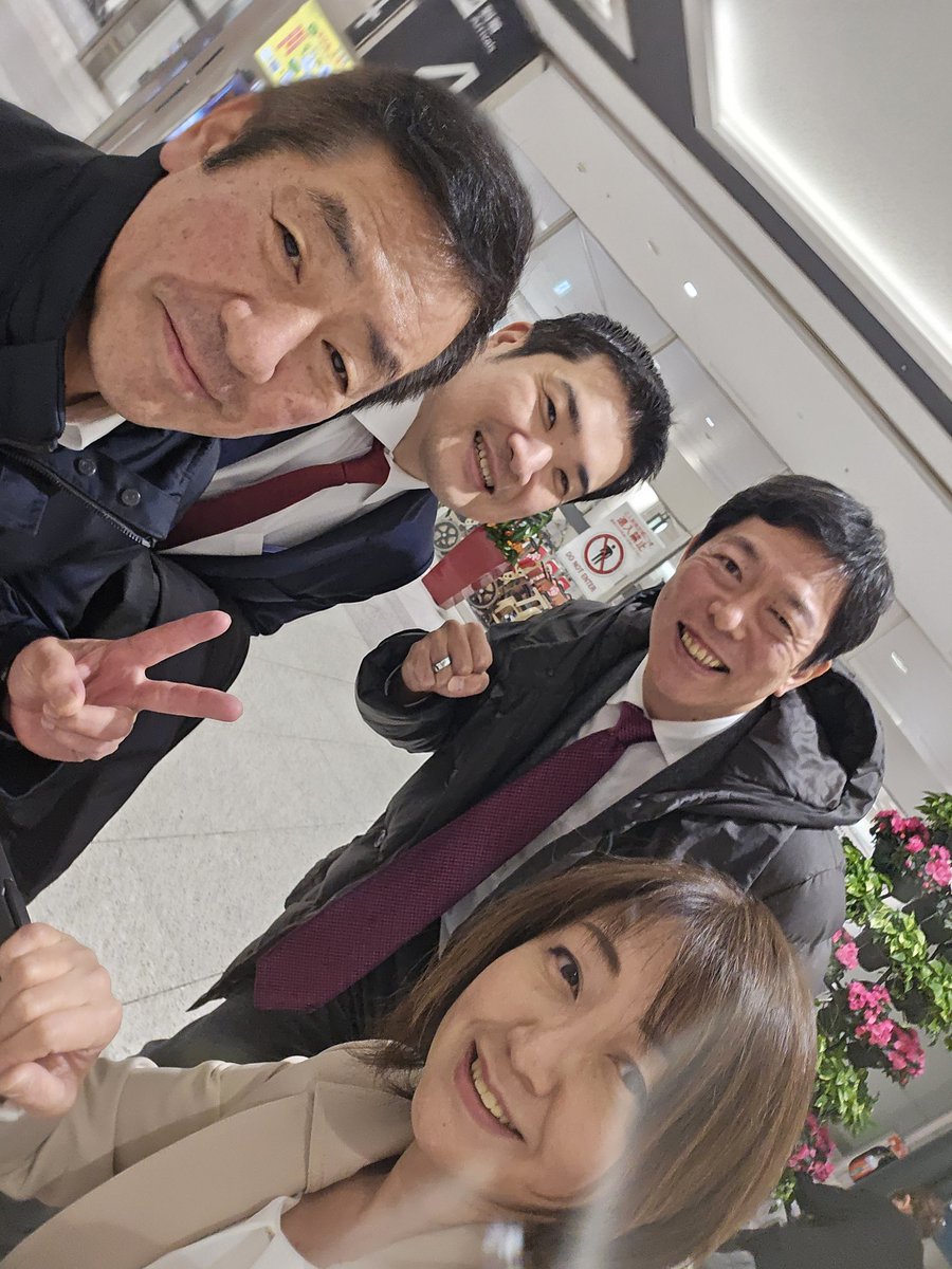 第220回国会が召集されましたが2分で解散。わずか1年2ヵ月の間に首相も