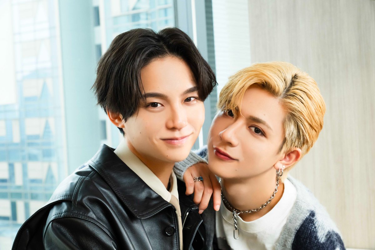 TVGweb's tweet image. ／
「家庭教師の岸騎士です。」
沢村玲＆田中洸希インタビュー✍️🏻
＼

キシキシ＆徹を作り上げた裏側、
胸キュンシーン秘話を語る💪🏻
「僕には玲くんを笑わせる試練が」

”プライベートでも会う関係”
2人の関係性や互いに感じる魅力とは💭

tvguide.or.jp/feature/featur…

#ドラマキシキシ @dramakishikishi