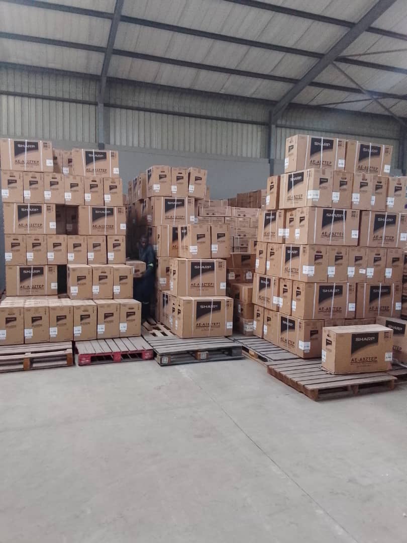 Unrulyking212's tweet image. Your Chill is just a phone call away.

Best priced. Best quality.Only at Robchill Refrigeration Ventilation and Air-conditioning.

Call/Whatsapp 0979215304
Email:Chinyantarobert@yahoo.com