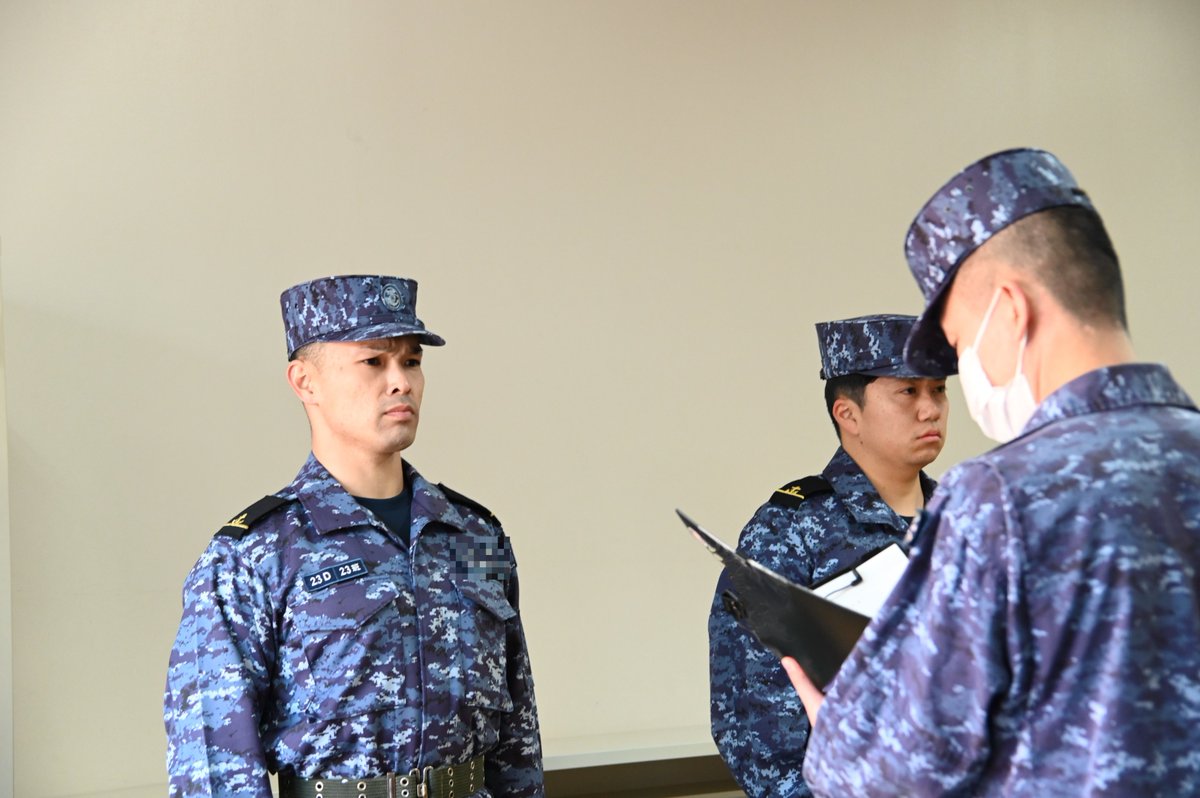 第59期一般幹部候補生課程（部内課程）は、武器点検を実施しました