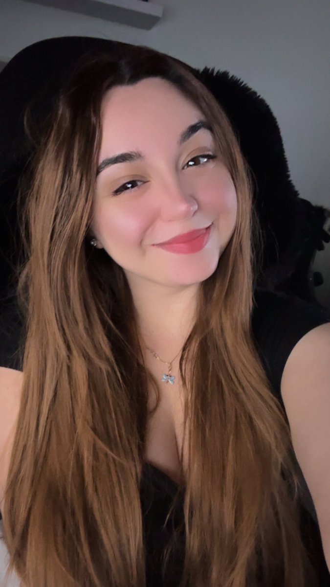 Coucou ma TL d’amour ❤️

Bon vendredi à vous tous, je vous souhaite une excellente journée et je vous fais de gros bisous, courage à vous 😘 ~