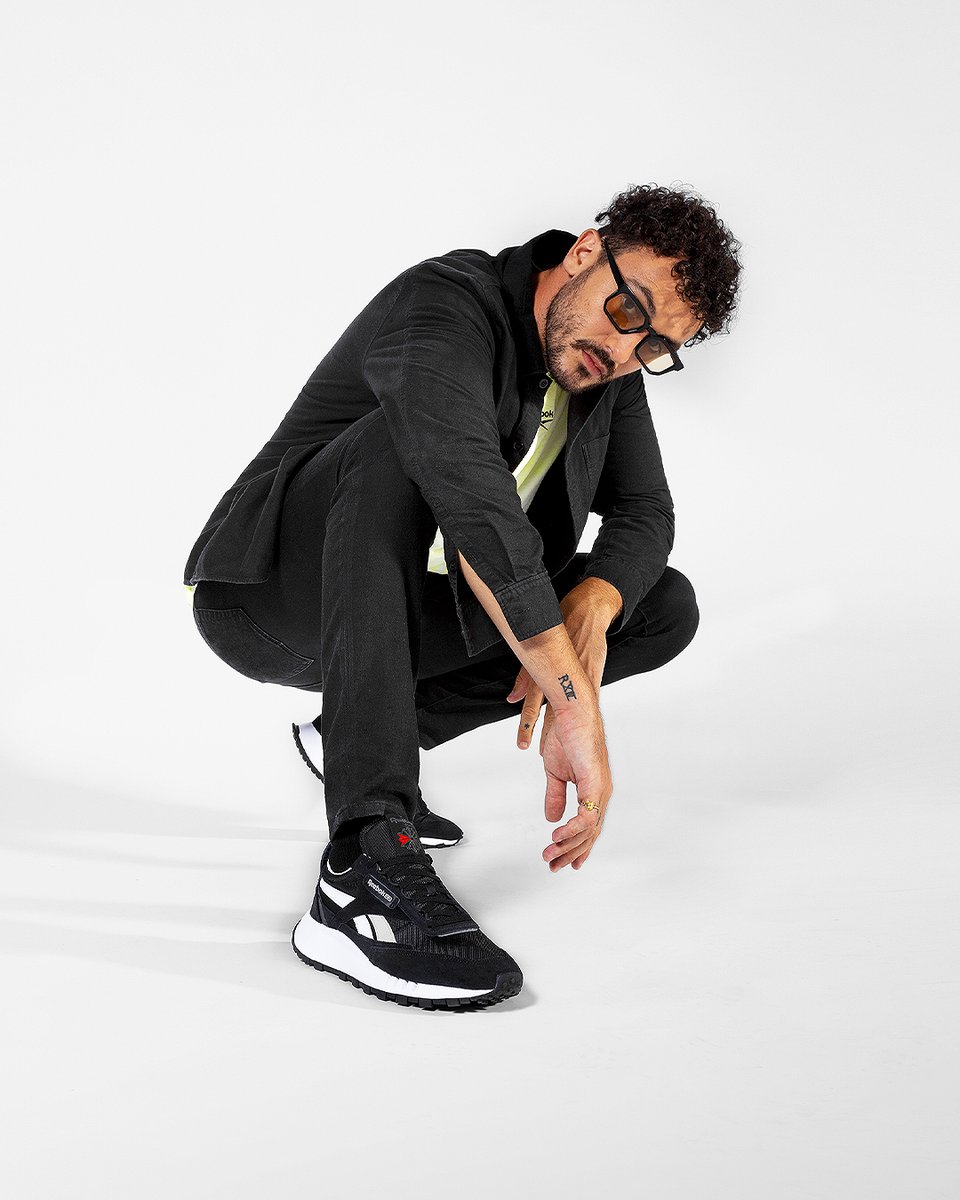 si__nicola's tweet image. REEBOK CLASSIC LEGACY

Carl Brave promotes Reebok Classic Leather Legacy sneakers on AW LAB, featuring iconic details and a Trastevere photoshoot.

nicolastorto.com/portfolio/carl…

#AwLab #Reebok #WriteYourLegacy #RebookClassic #CarlBrave #sneakers #shooting #film #ClassicLeatherLegacy