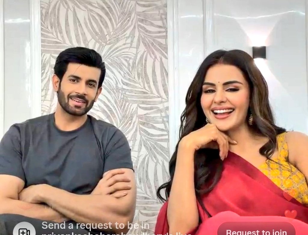 SSSXTWEETS's tweet photo. moment mil gaya aaj finally #Primik 😭♥️🧿✨🥹🫶🏻  

#AryaVi  #Naagin7 
#PriyankaChaharChoudhary #NamikPaul #Primik #Aryanta https://t.co/GPU6DbAD7b
