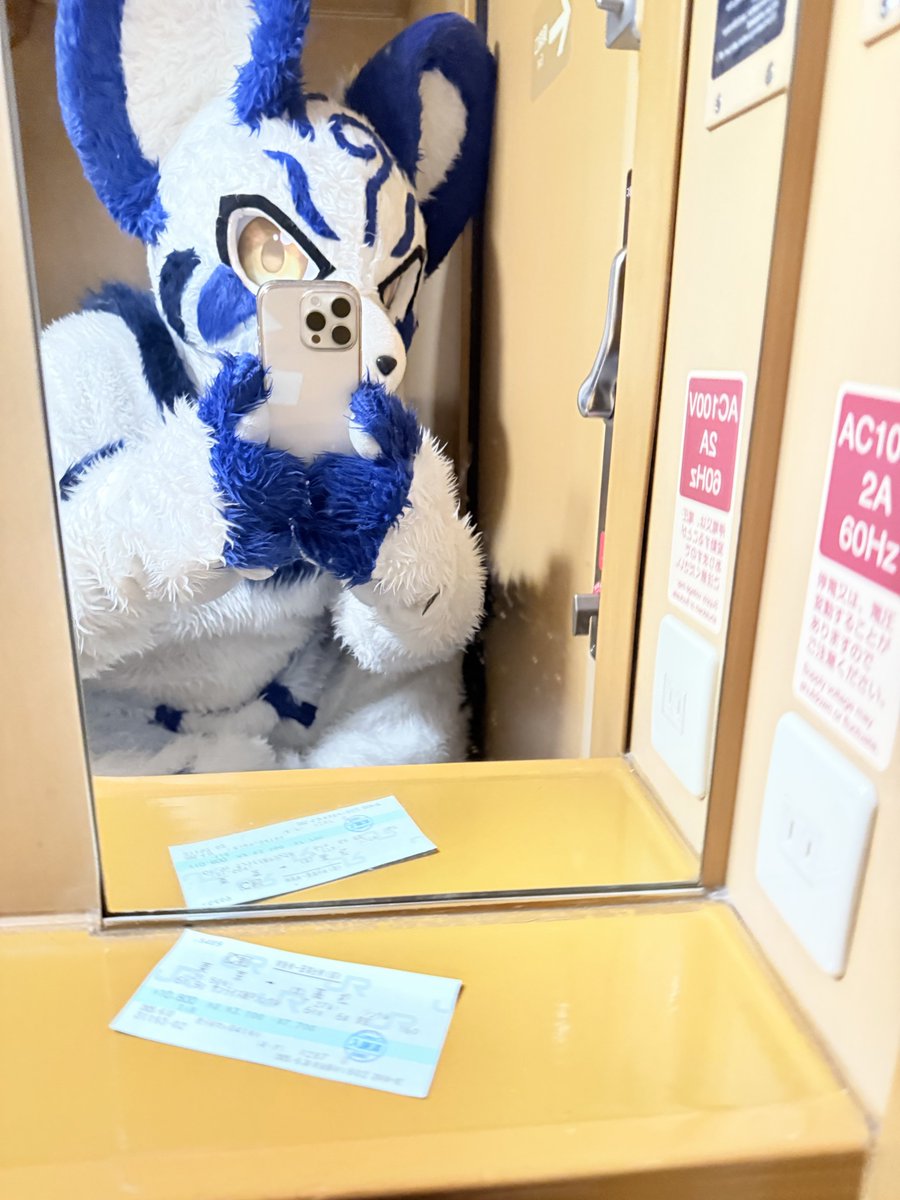 出山路快速 tweet media