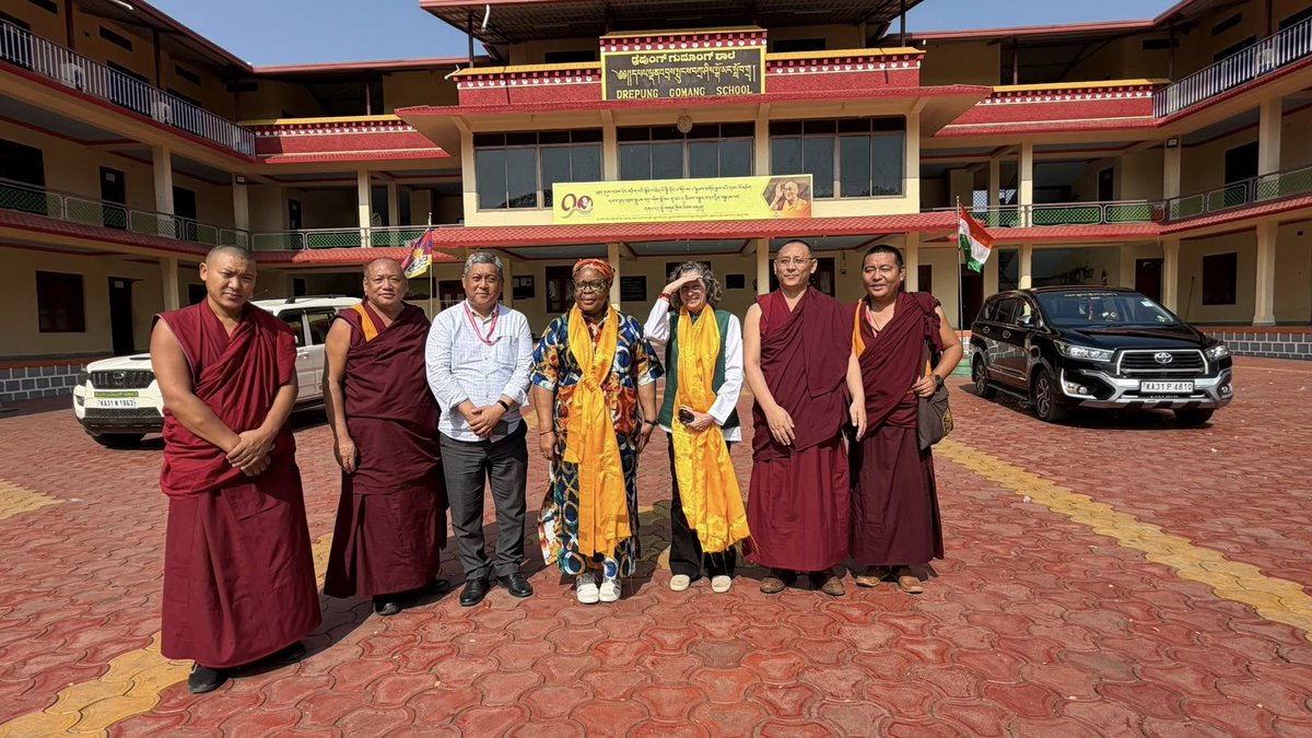 DREPUNG GOMANG SCHOOL tweet media