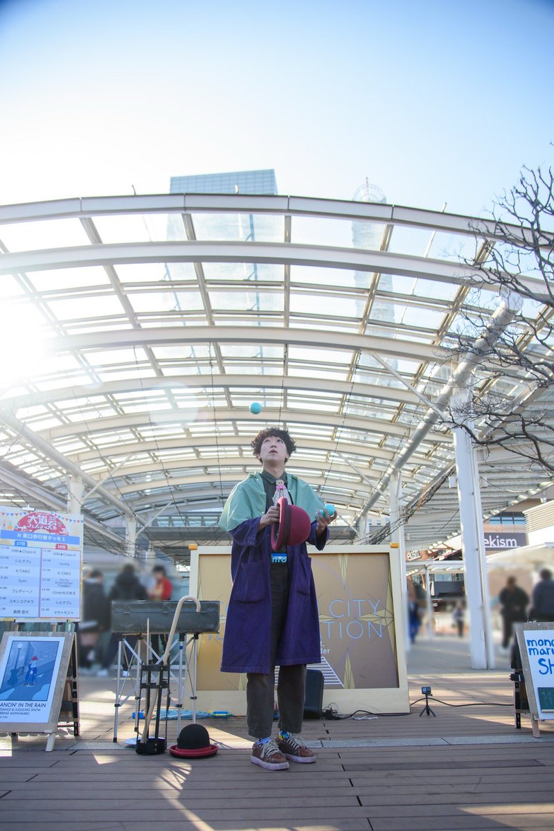 2026.1/18
#さいたま新都心大道芸フェスティバル 
#clownものまる さん

 「看板新しいね〜♪かわいい❤️え！もしかして！」と、始まる前からわが子と大盛りあがり！
けん玉を成功したものまるさんの笑顔に、思わず「かわいい！」と声が漏れてしまう😆笑