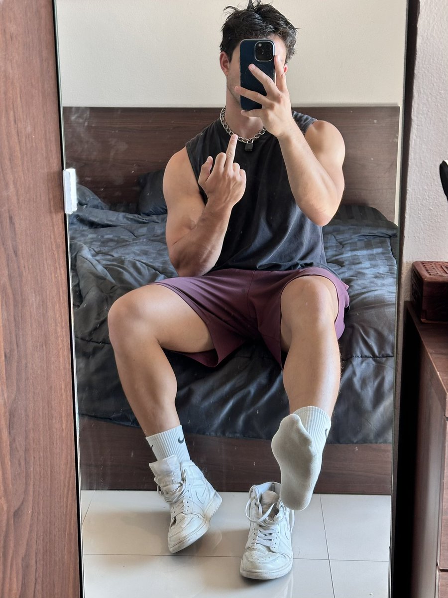 Master Steele tweet media