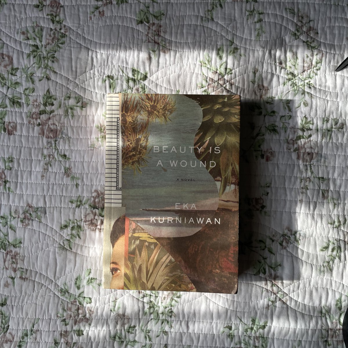 epikhugs's tweet image. the book                                the bookmark