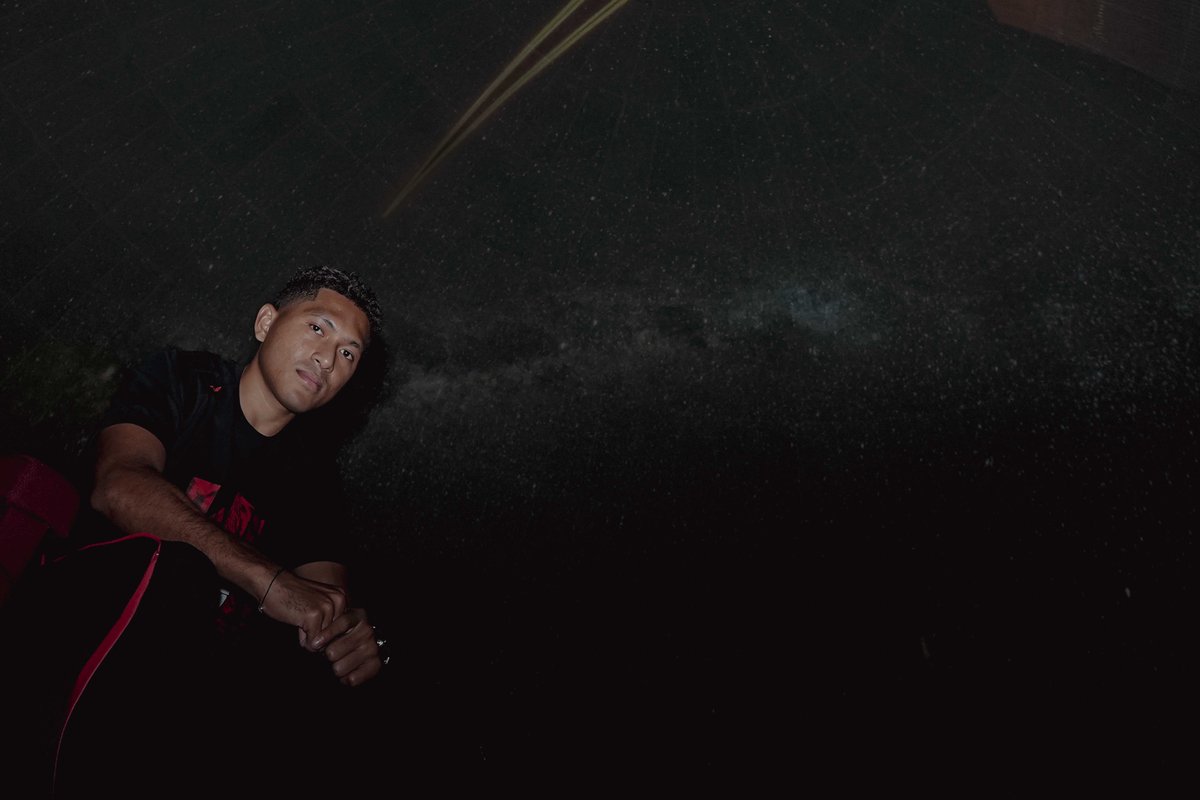 Fajar pakai nomor punggung #4
Alaeddine pakai nomor punggung #41
Paulo Ricardo pakai nomor punggung #3

Fajar sama Alaeddine tadinya mau nomor #14 cuma udah dipensiunkan, kalo Paulo pakai nomor punggung 3 karena dianggap nomor hoki pilihan bininya.

Gue lagi soal info ginian.