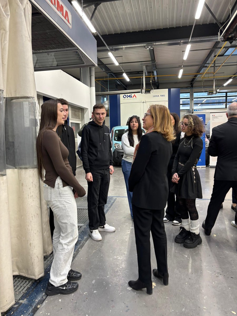 Région académique AURA tweet media