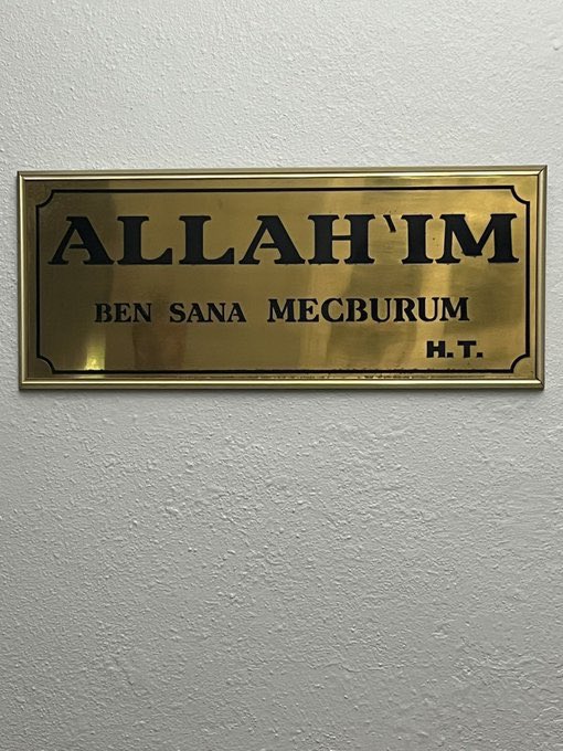fatmazzzehraa's tweet photo. vallahi öyleyim.. hayırlı cumalar https://t.co/YqazfZUwk3