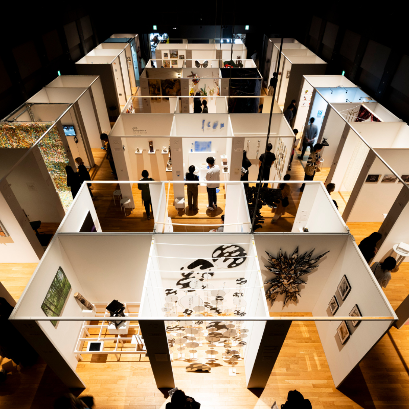 SPIRAL_jp's tweet photo. 東京・青山のアートセンター、スパイラル主催のアートフェスティバル「SICF27」。

既存の価値観にとらわれず、新たな時代をひらく、意欲溢れるクリエイターを募集します。みなさまのご応募、お待ちしております！

◾️応募受付期間
2025.11.10（月）‒ 2026.2.5（木）*日本時間 20:00 に締切