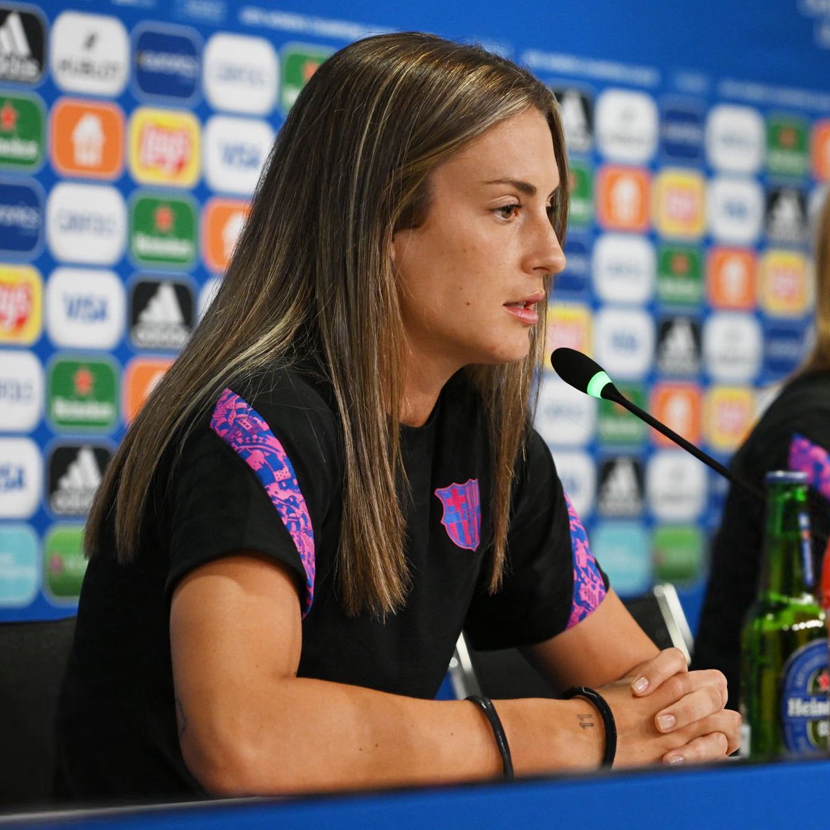 jlcats_'s tweet image. 🎙️ Alexia Putellas will join Pere Romeu at the press conference ahead of the Super Cup final in Castellón at 17:15 CET.

🔗 youtube.com/live/AZqxnGvO3…