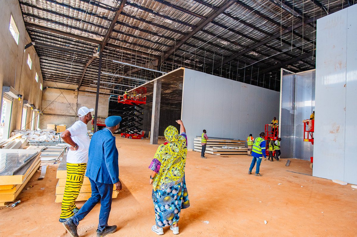 ...ongoing installation of one of the cold storage facilities at the Lagos food logistics hub.

<a href="/jidesanwoolu/">Babajide Sanwo-Olu</a> <a href="/drobafemihamzat/">Obafemi Hamzat</a> <a href="/followlasg/">The Lagos State Govt</a> <a href="/lagosagric1/">Lagos Agric & Food Systems</a> <a href="/Origintechng/">Origin Tech Group</a>