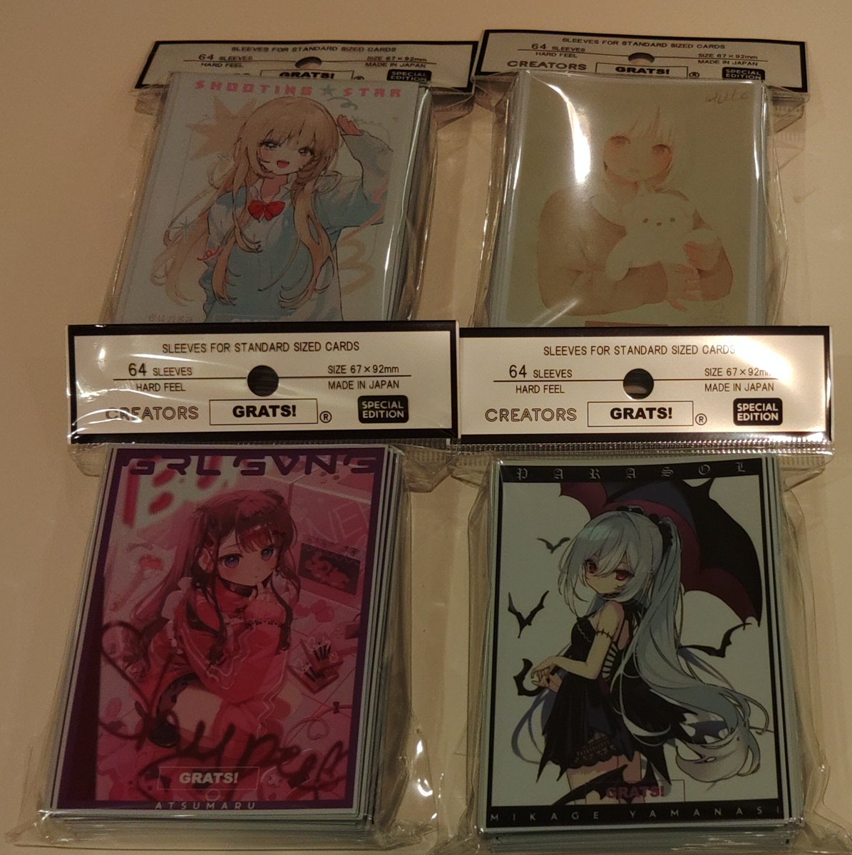 GRATS！スリーブ アカイロ 限定 無地 新品未使用 未開封品 4個 GRATS