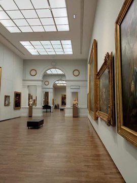 GodsWhisper777's tweet image. Museum date