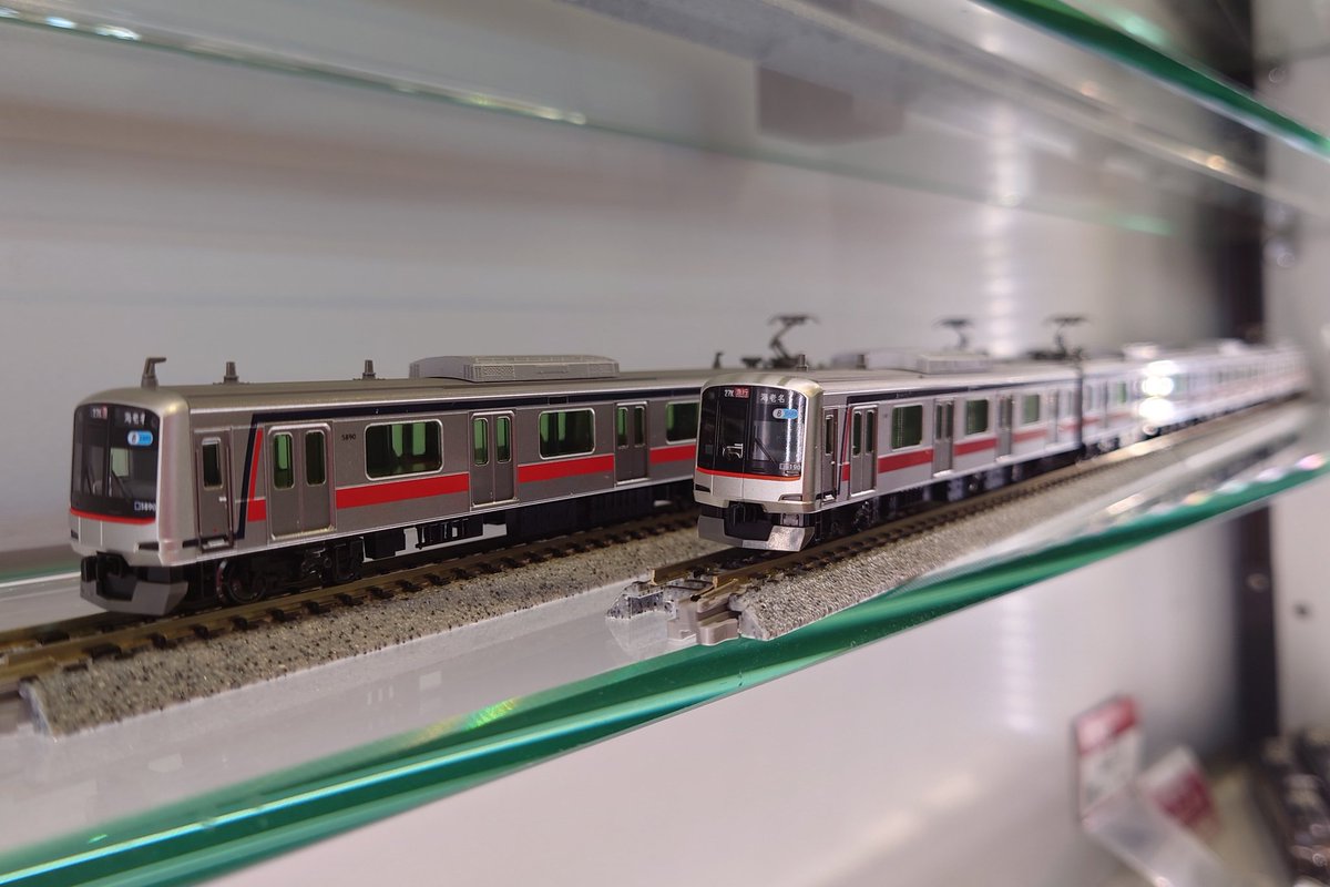 製品入荷のご案内①】 ・東急電鉄 目黒線 5080系 L字アンテナが8号車に