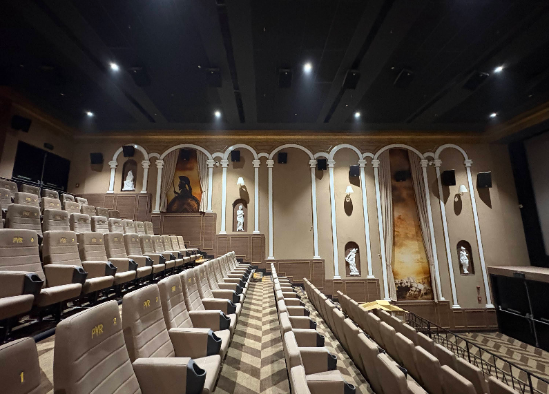 ChennuSridhar's tweet image. #PVR INOX strengthens its #Hyderabad footprint with the opening of a 9-screen multiplex at #LakeshoreMall, #Kukatpally today

🔹 18th cinema in the city
🔹 Total screens reach 111
🔹 1,476-seat capacity
🔹 Featuring P[XL] with Laser, Playhouse, 4K Laser Projection, Real-D 3D &amp;amp;