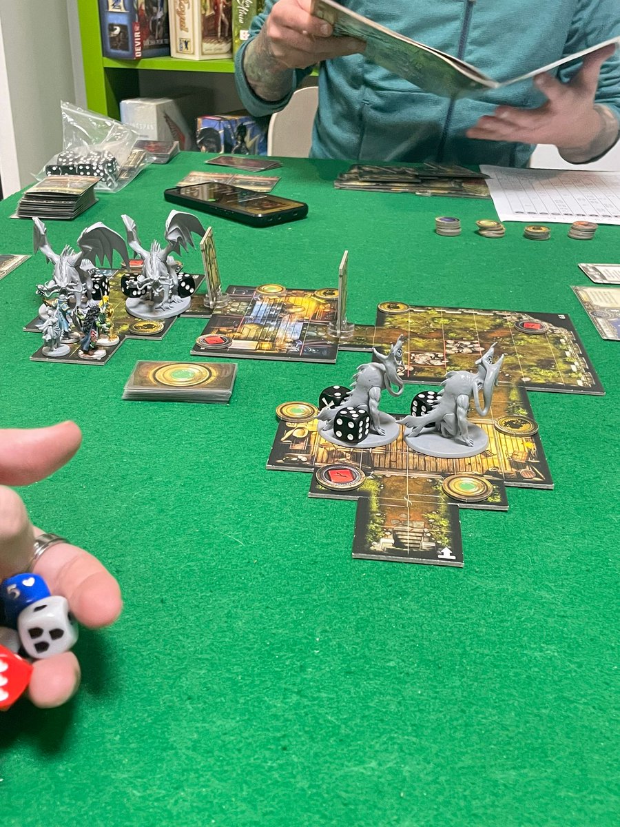 ¡El finde va a ser apoteósico, pero la semana ha dado para mucho en #LudoVerde!

#JuegosDeMesa
#BoardGames