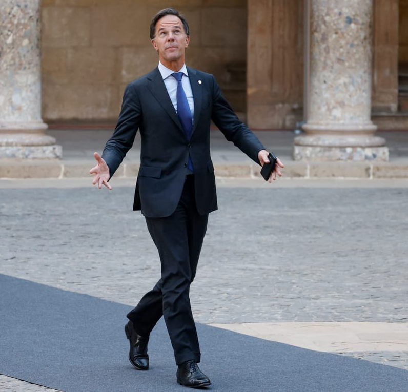 Louis Duclos tweet media