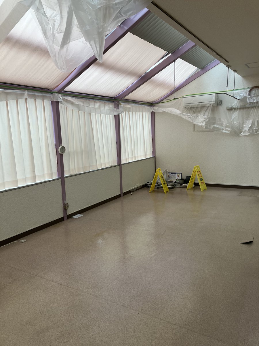 施設内の配管修繕工事のため、工期中はデイルームが引っ越しすることになりました。２週間くらいの予定です。
＃恒春ノ郷デイサービス
＃デイルームもぬけのから
＃これも案外いいんじゃない