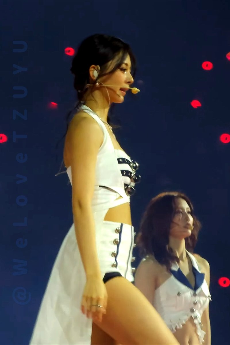 260122 #TWICE_THISISFOR_WORLD_TOUR_IN_LOSANGELES #TZUYU #子瑜