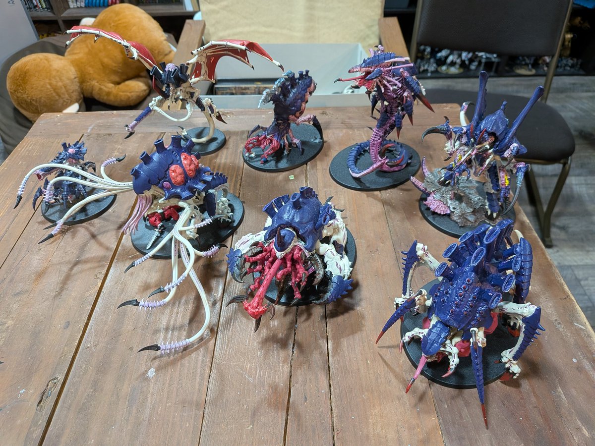 Tsukuro_tenchou's tweet image. おとく？

組済みティラニッド。
メーカー希望小売価格の4割くらいで販売します。

・デスリーパー
・バイオヴォア
・ターヴィゴン
・ハルスペックス
・トキシクレイン
・ハイヴタイラント有翼
・トライゴン？モウロック？
・ノルンアシミレイター

です。…