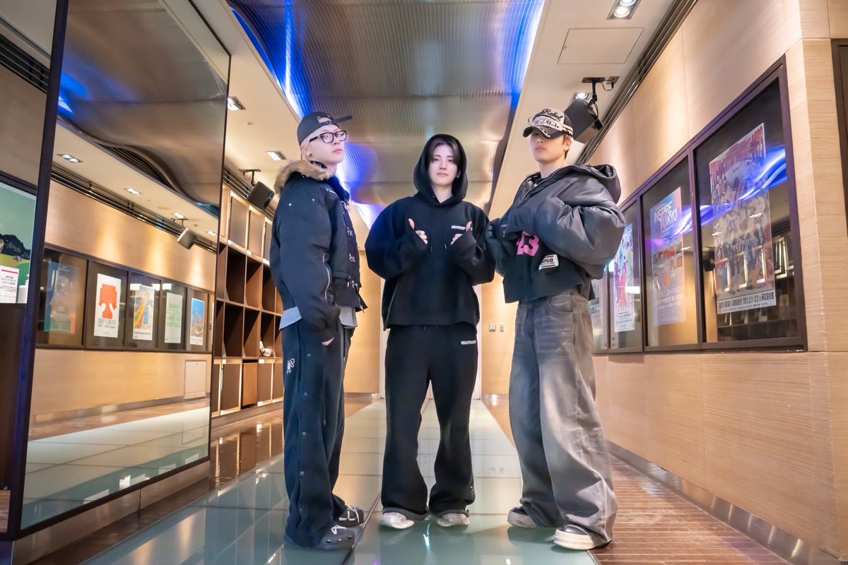 明日🕕朝6時からはハリポ❗️

7時過ぎからは…
✨&amp;TEAM &amp;POP

1月は、#YUMA が #NICHOLAS と #MAKI を迎えてお届け❗️
今回は、2026年開催のスポーツ大会をチェック❗️

👇 #radiko はこちらから❗️
radiko.jp/share/?sid=FMJ…

<a href="/andTEAMofficial/">&TEAM OFFICIAL</a> #andTEAM
#popjwave #jwave #ハリー杉山 #川口ゆりな