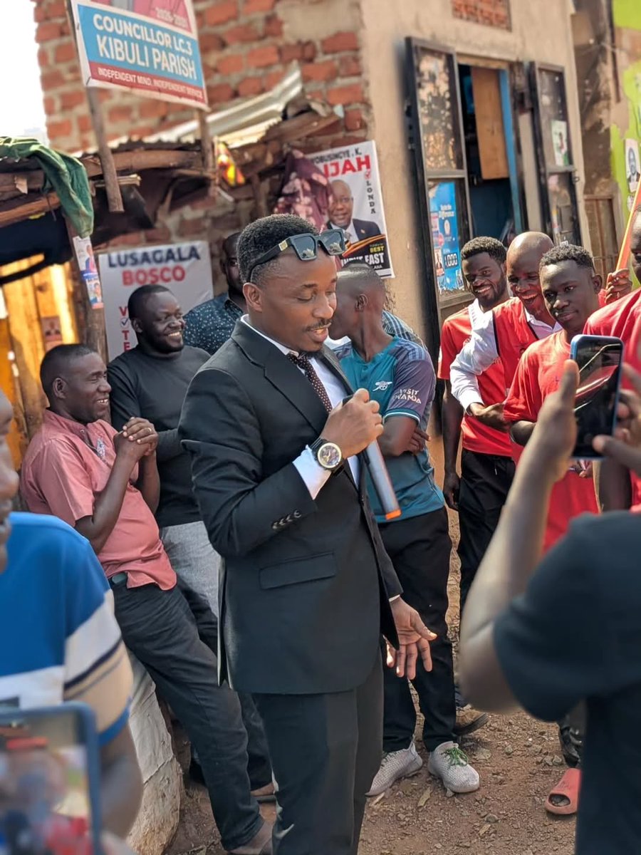 MBU's tweet image. A whole Makindye East LC.5 👏🏾 Congratulations @mrmoshlive