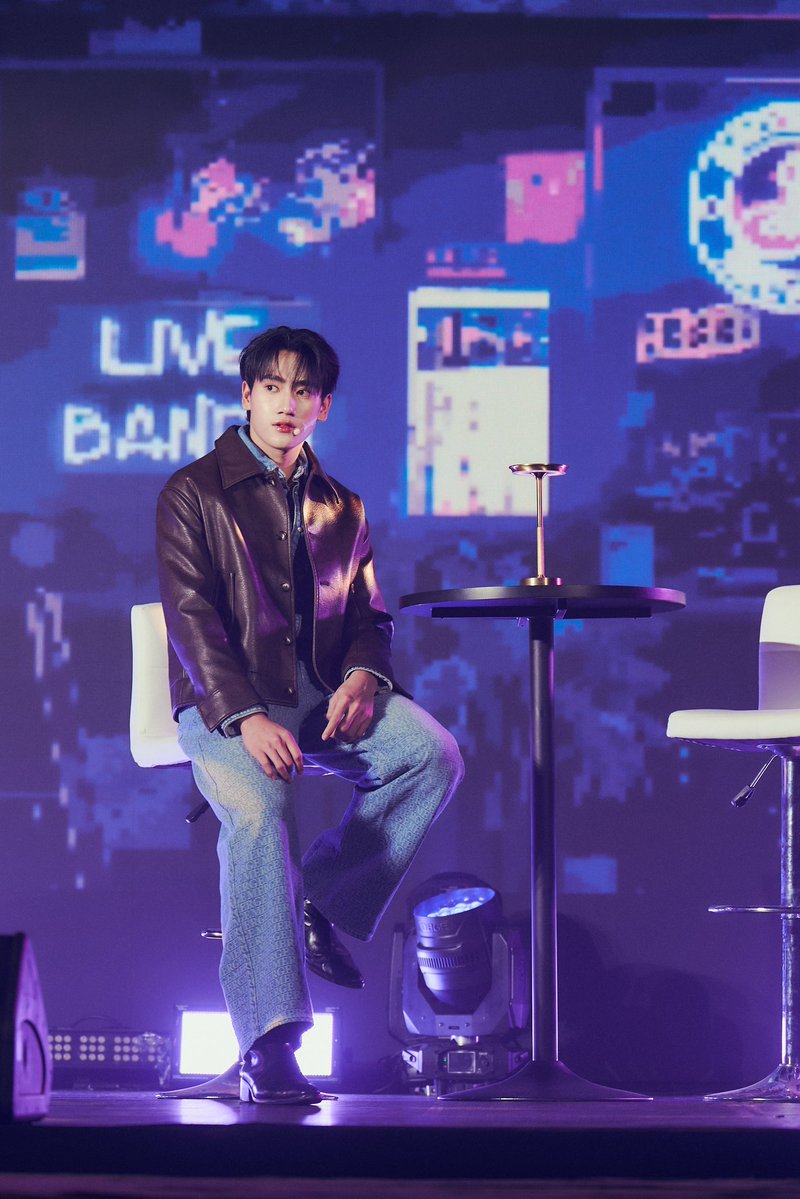 pung_phirunwat's tweet image. จบลงไปแล้วกับโชว์ของปังปังขอคนละหนึ่งเม้นได้ไหมครับ เดี๋ยวปังจะเอาปรับพัฒนาต่อไปครับ
ขอบคุณพี่ออฟมากๆครับ

DMD FINAL STAGE
#DMDFriendshipSS3finalEP