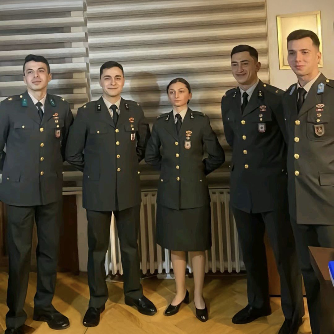 bpthaber's tweet image. TSK'dan ihraç edilen 5 teğmenden biri olan Deniz Demirtaş’ın davası sonuçlandı.

Mahkeme, Demirtaş’ın ihraç kararını iptal ederek, bugüne kadar mahrum kaldığı tüm kazançların faiziyle birlikte ödenmesine hükmetti. (Muratcan Altuntoprak)