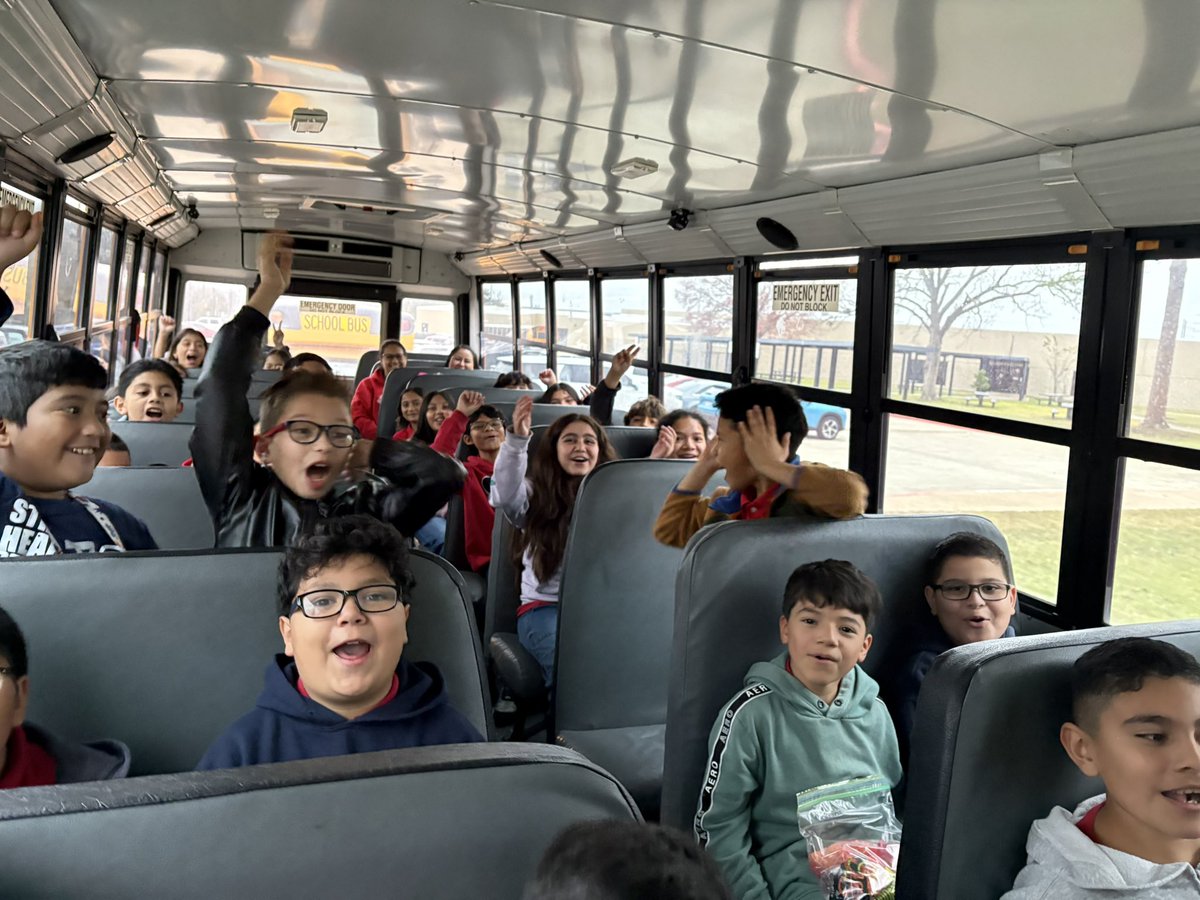 andrea aguilar tweet media