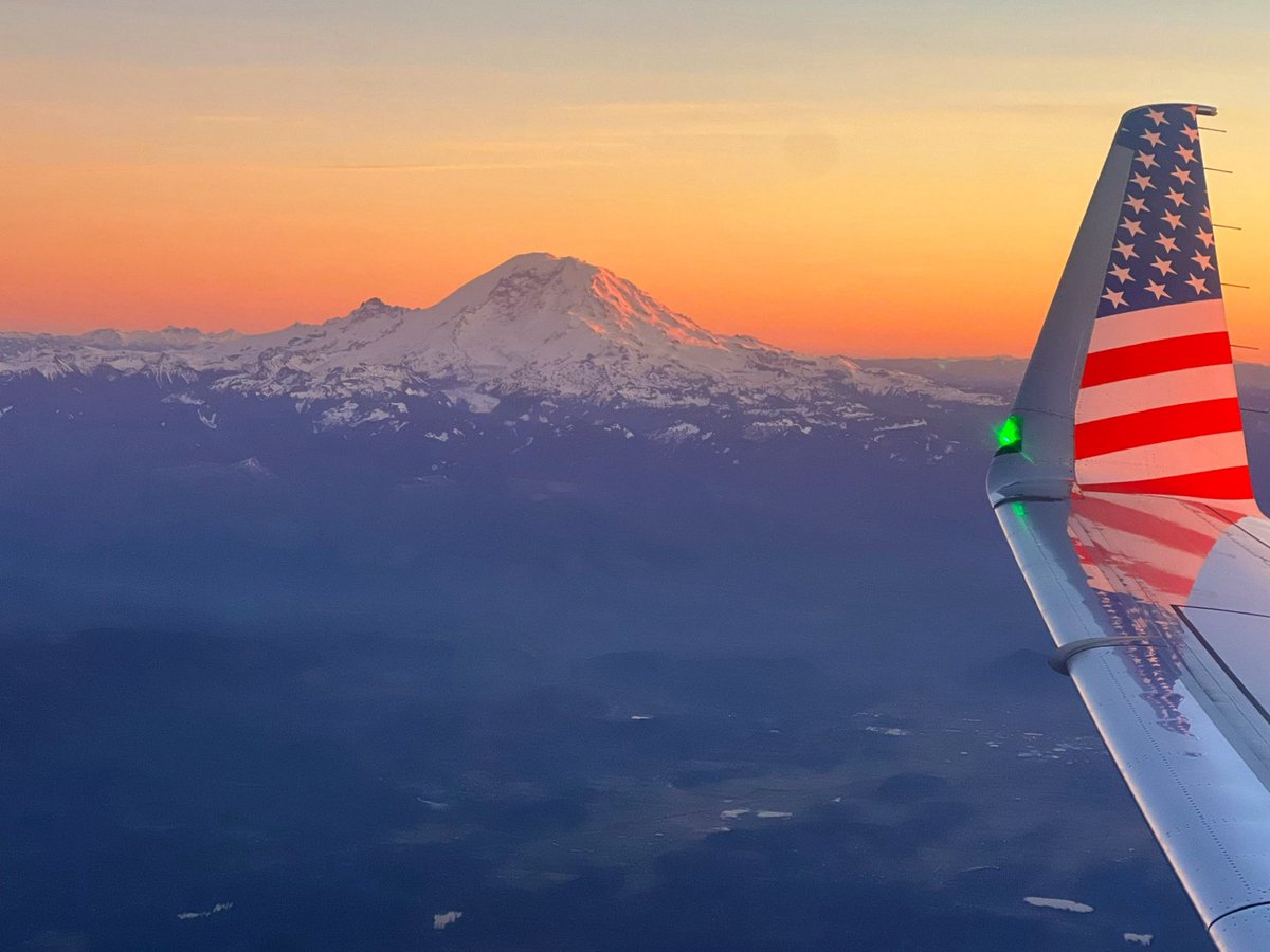 Mt. Rainier on departure from <a href="/flySEA/">Seattle-Tacoma Intl. Airport</a> on <a href="/AlaskaAir/">Alaska Airlines</a> on 18 January 2026.