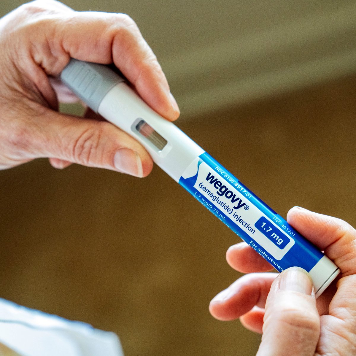 clarincom's tweet image. MÉDICOS ARGENTINOS ADVIERTEN SOBRE LAS INYECCIONES PARA ADELGAZAR

La Sociedad Argentina de Cirugía de la Obesidad puso en duda el beneficio sostenido de las inyecciones para bajar de peso y alertó por la alta tasa de abandono del tratamiento. Según un estudio con más de 20.000…