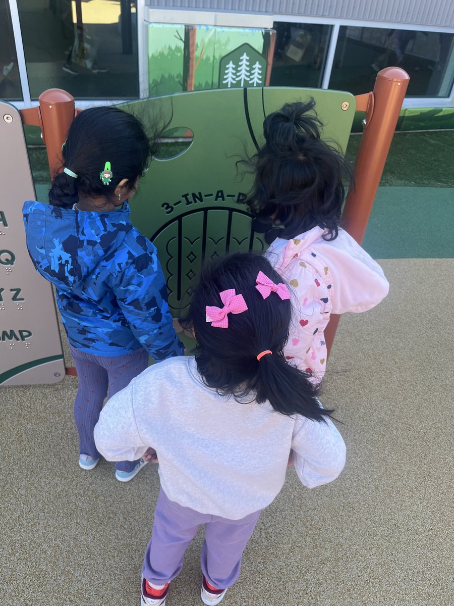 Mrs. Moreno tweet media