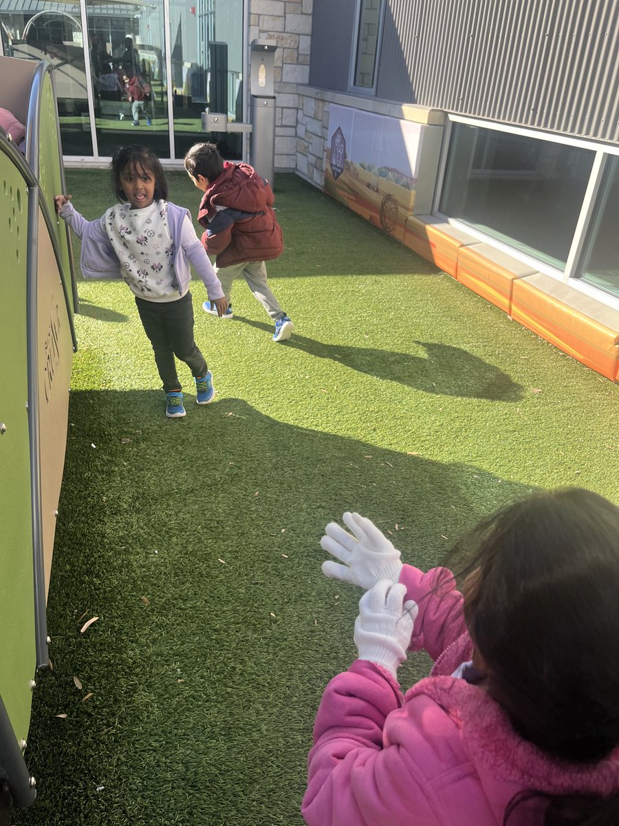 Mrs. Moreno tweet media