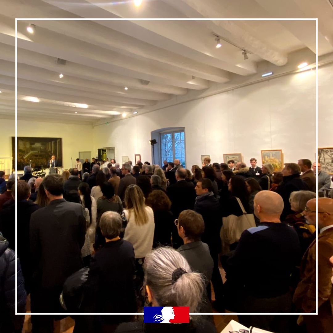 📍En Ardèche, au Château de Vogüé, le recteur Philippe Dulbecco a présenté ses #vœux2026, aux côtés du DASEN de l’Ardèche <a href="/ThiAumage/">Thierry AUMAGE</a>.

🎶 La cérémonie a été ouverte par une séquence musicale proposée par des élèves.🧑‍🎓

#Vœux2026 #Éducation #AcadémieDeGrenoble #Ardèche #Vogüé