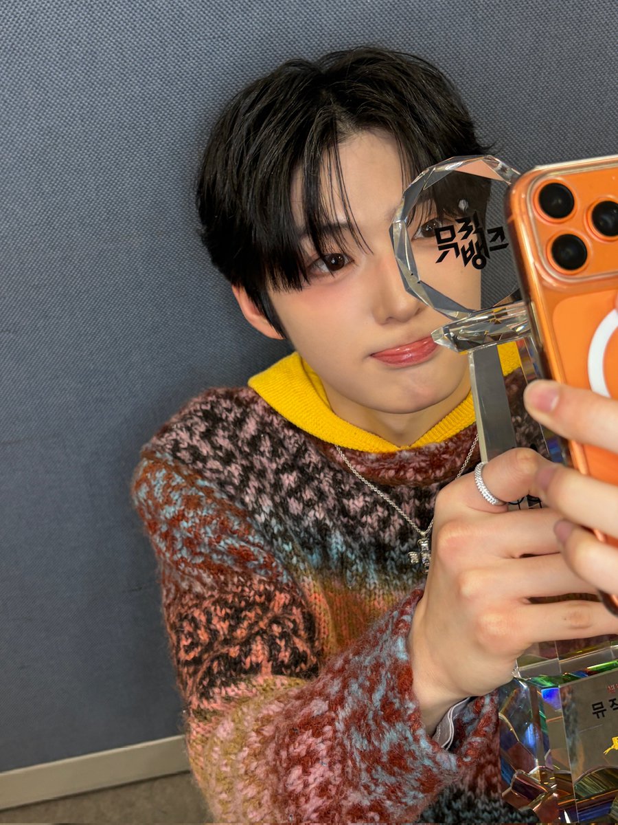 HYEON tweet media