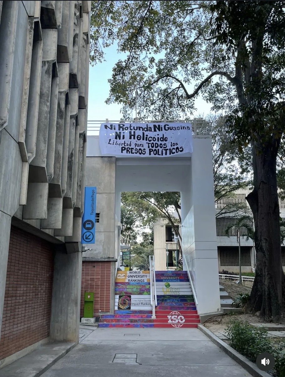 LuisCarlos's tweet image. Protestas universitarias en Venezuela:
En Zulia, Mérida, la UCV y la UCAB.
Pese a todo, las amenazas y el miedo.