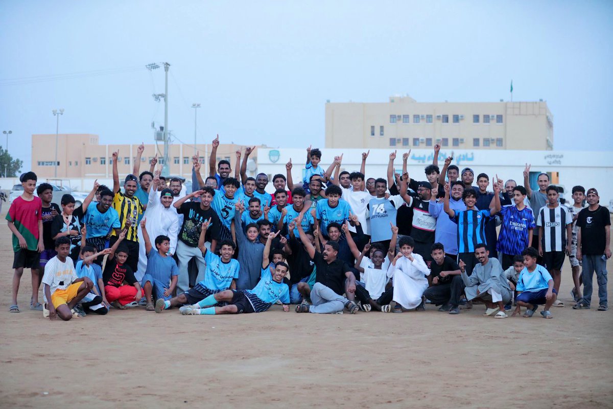 من قلب الميدان.. هكذا تُصنع الفرحة! 📸💙

الـديربي "سـمـاوي " بامتياز! 🩵😁

#ثلاثاء_يبه